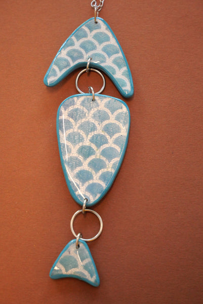 Fish long necklace