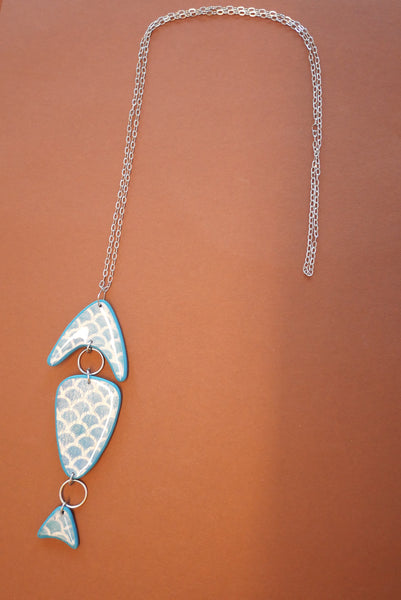 Fish long necklace
