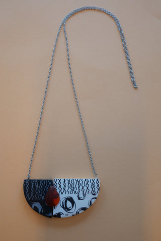 Long necklace "plate"