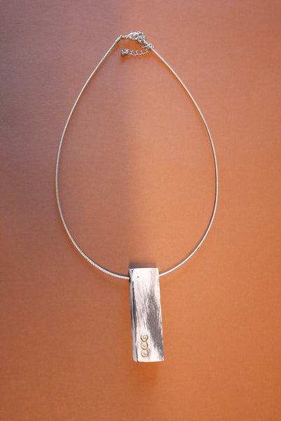 Rectangular plate choker necklace
